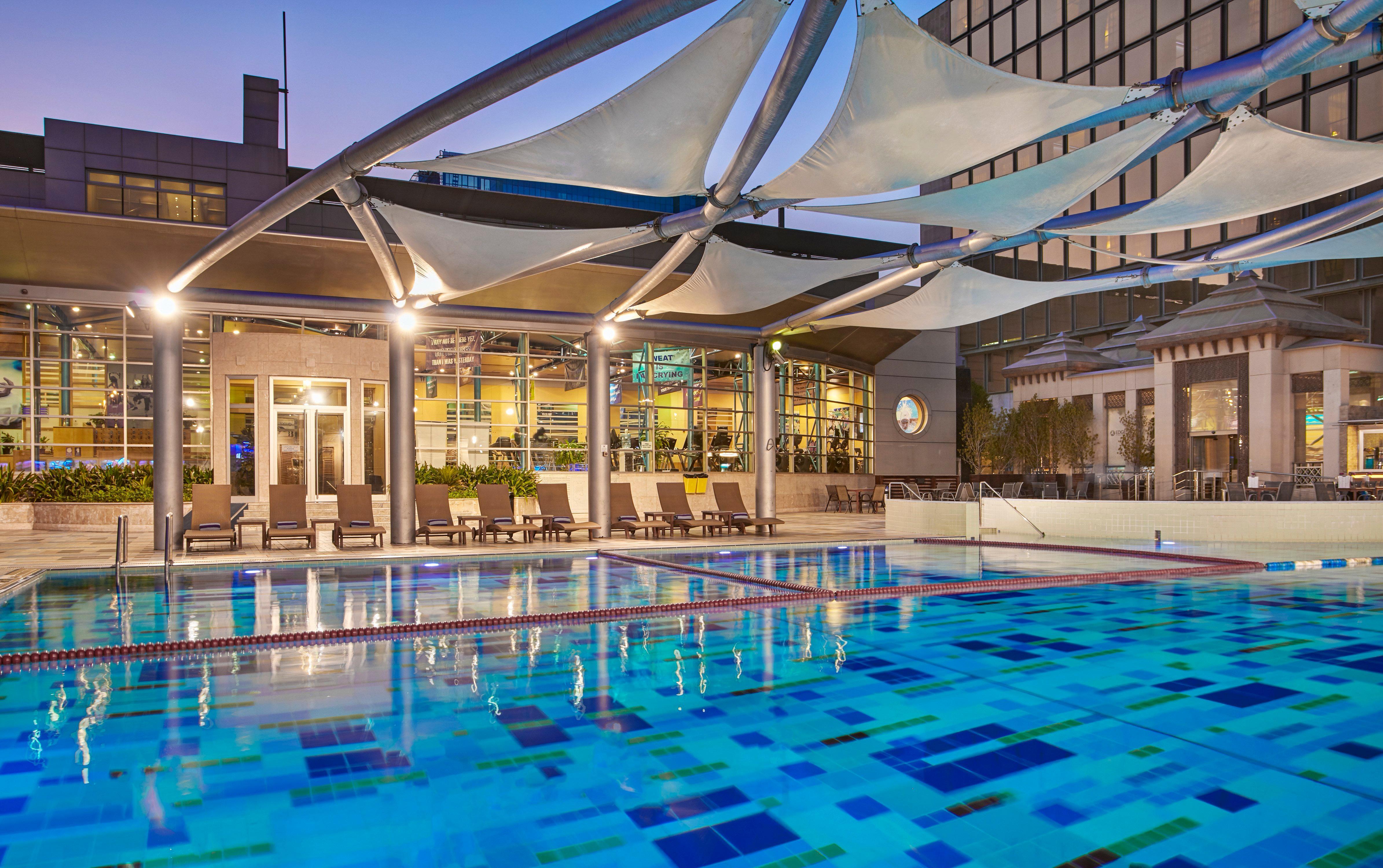 Crowne Plaza Kuwait Al Thuraya City By Ihg Kuwait City Exterior foto