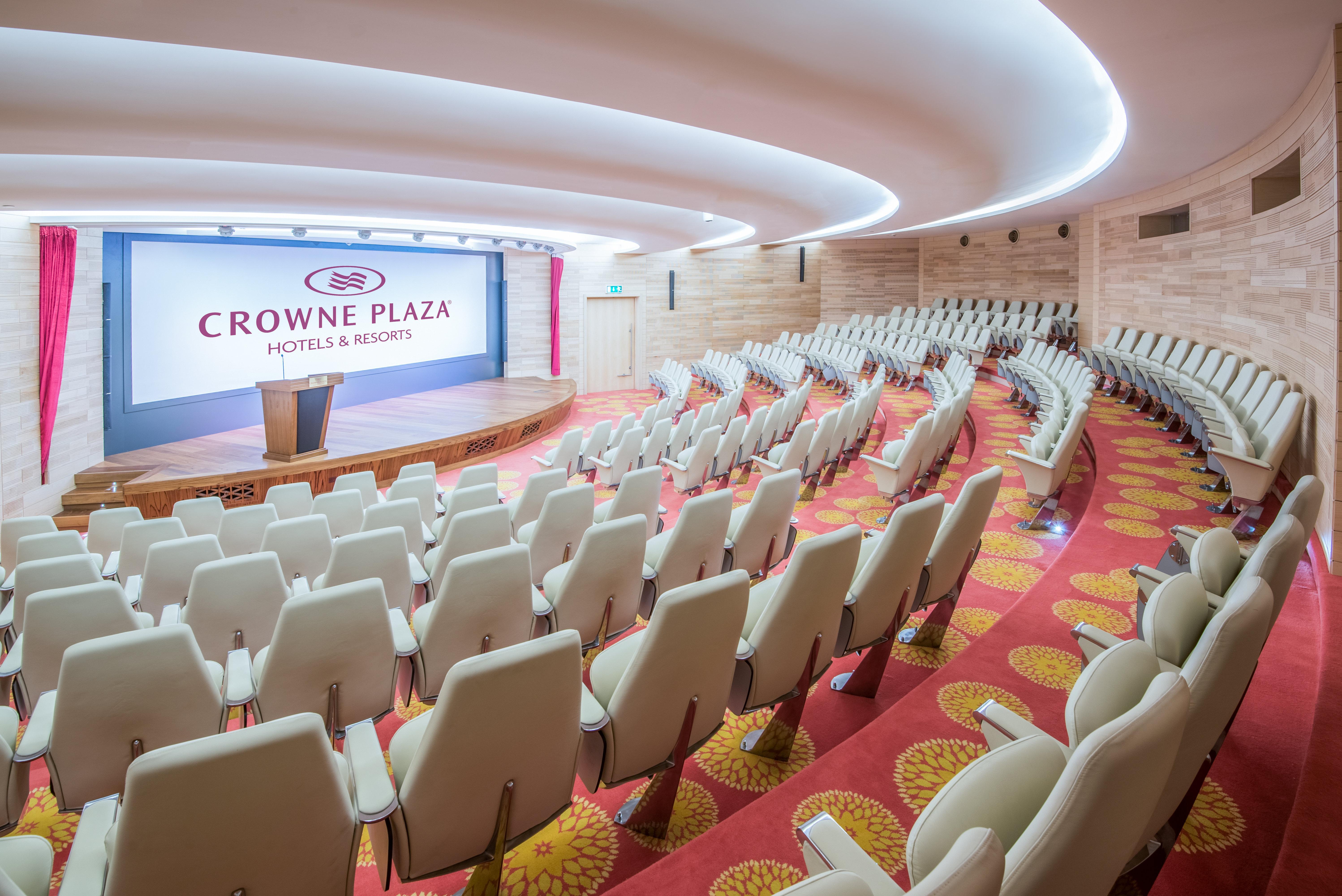 Crowne Plaza Kuwait Al Thuraya City By Ihg Kuwait City Exterior foto