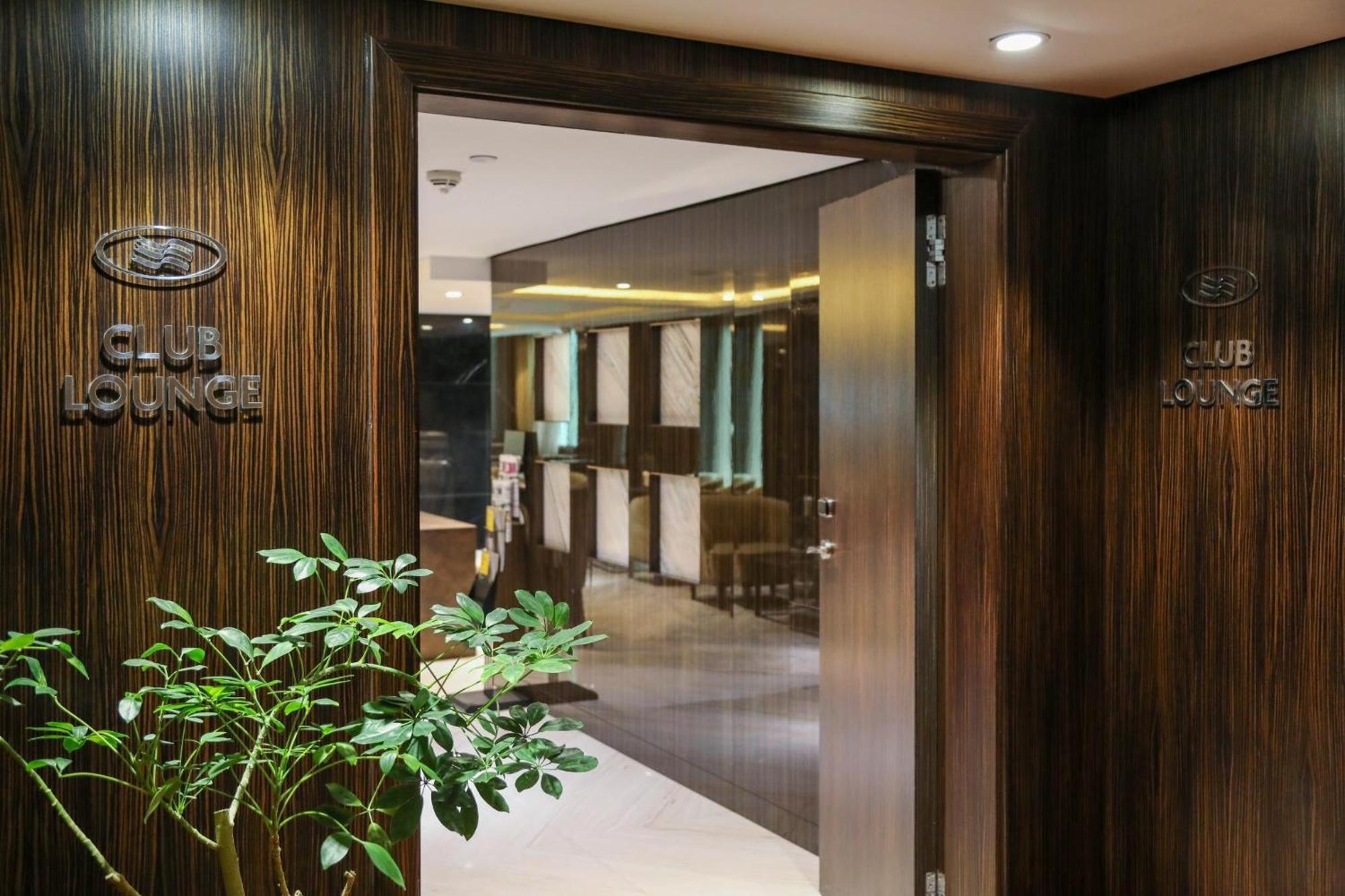 Crowne Plaza Kuwait Al Thuraya City By Ihg Kuwait City Exterior foto