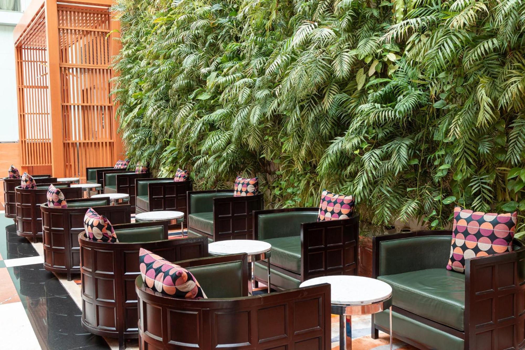 Crowne Plaza Kuwait Al Thuraya City By Ihg Kuwait City Exterior foto